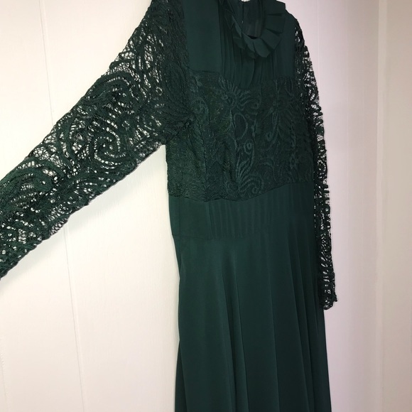 Roiii Long Wedding Cocktail, Prom, Party Dress - Picture 11 of 16